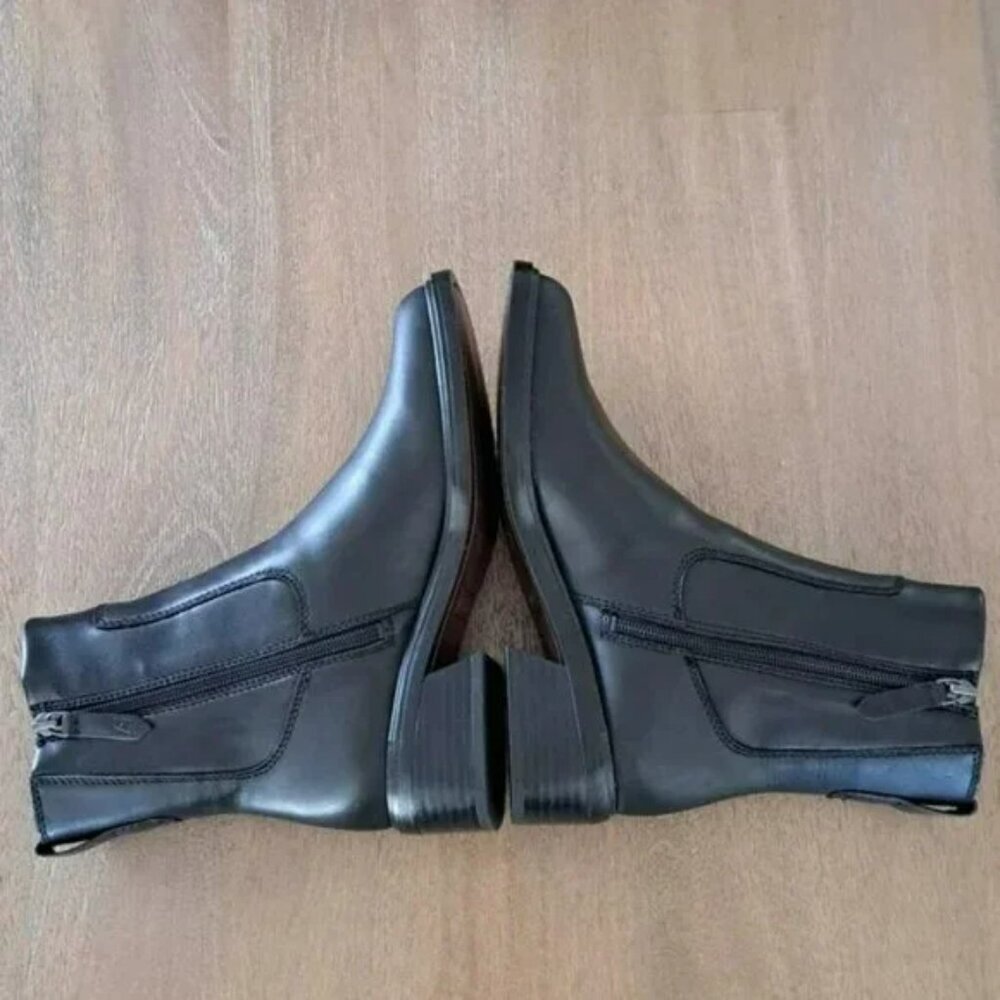 Franco Sarto Gracelyn Bootie - Color: Black Leather - Size: Women 7 - Picture 6 of 9